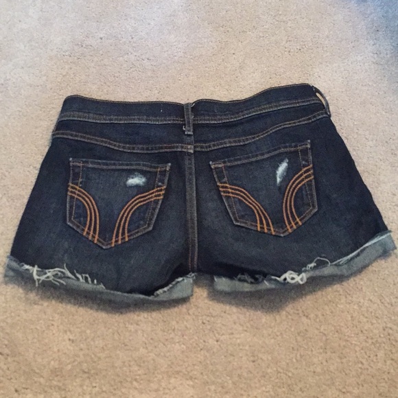 🌟SALE🌟Hollister Denim Midi Shorts - Picture 2 of 5